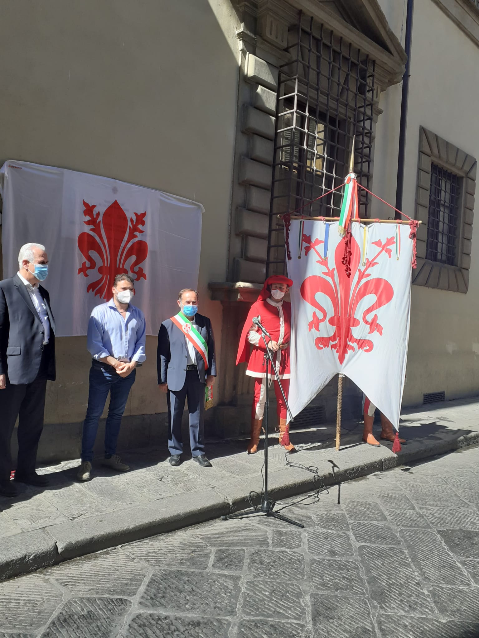 Odoardo Spadaro La Porti Un Bacione A Firenze