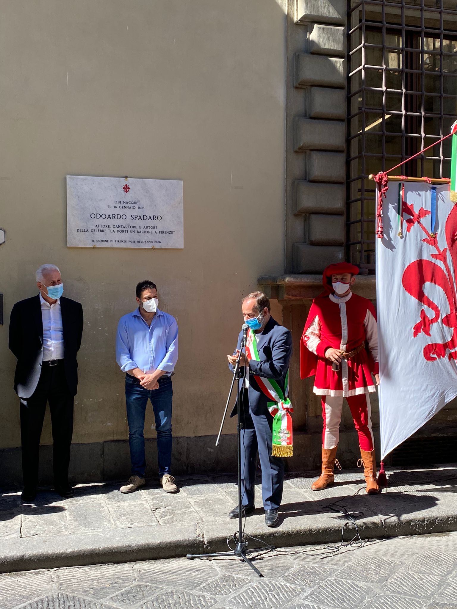 Odoardo Spadaro La Porti Un Bacione A Firenze