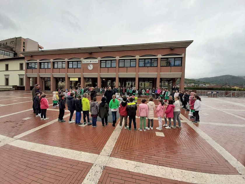 Muro di Berlino, 30 anni fa la caduta: flash mob a Pontassieve - Nove da Firenze